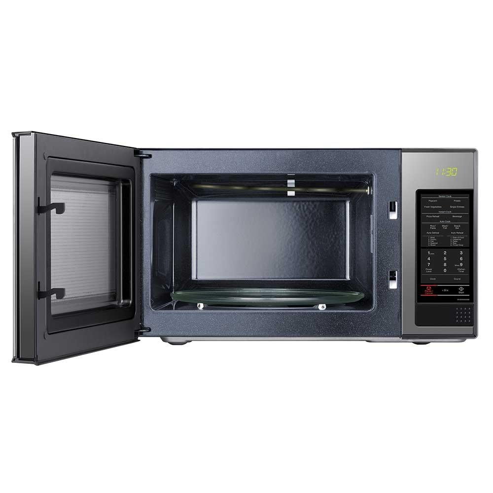 Samsung 1.4 Cubic Feet Silver Microwave Oven
